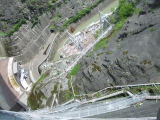 上から見た　奈川渡ダム