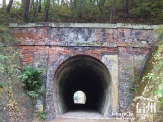 旧国鉄篠ノ井線廃線敷　漆久保トンネル