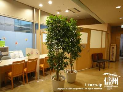 長野市民病院の入退院センター説明室