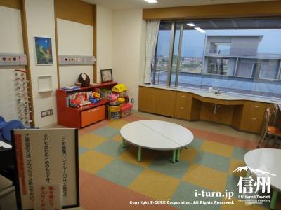 長野市民病院の小児科病棟のプレイルーム